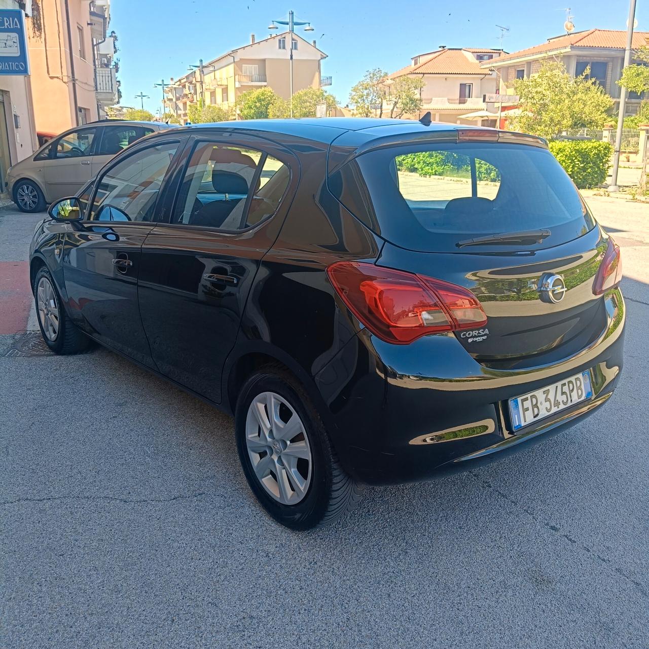 Opel Corsa 1.4 90CV GPL Tech 5 porte n-Joy