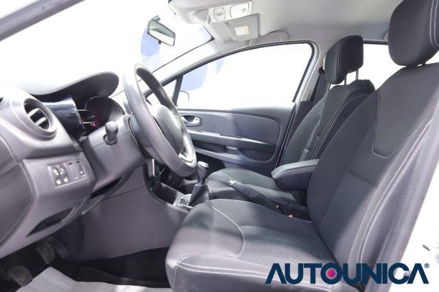 RENAULT Clio TCE 12V 75 CV 5 PORTE GENERATION NEOPATENTATI