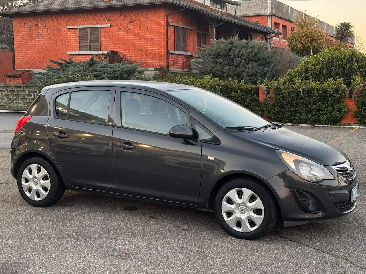 Opel Corsa 1.2 5 porte Ecotec 85cv