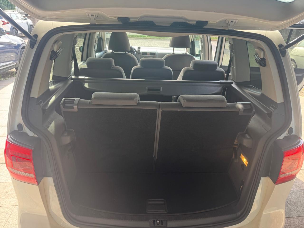 Volkswagen Touran Business 1.4 Highline EcoFuel