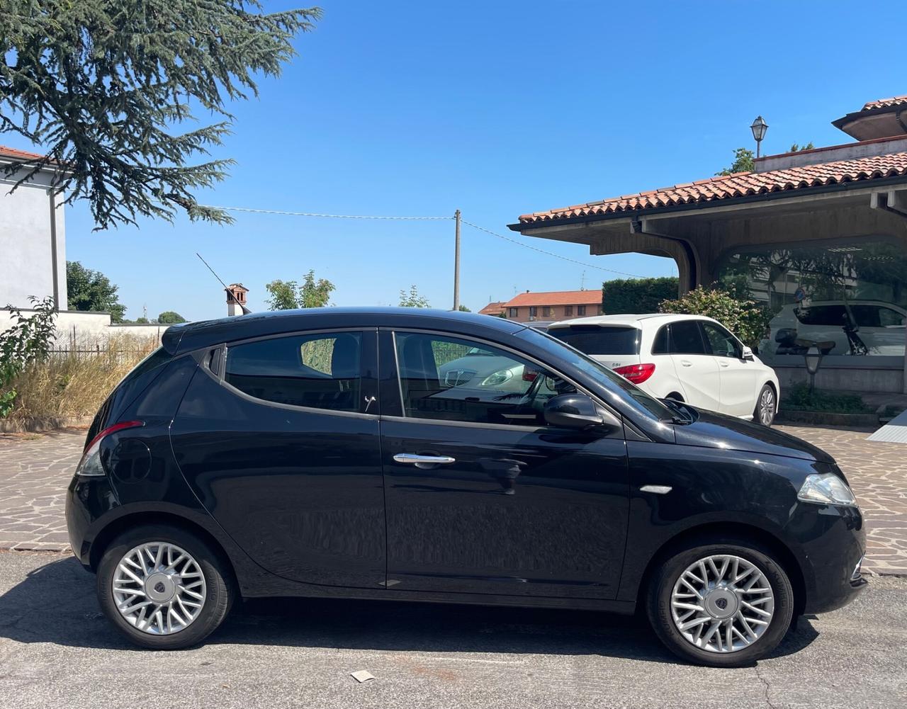 Lancia Ypsilon 1.3 MJT 16V 95 CV 5 porte S&S Gold