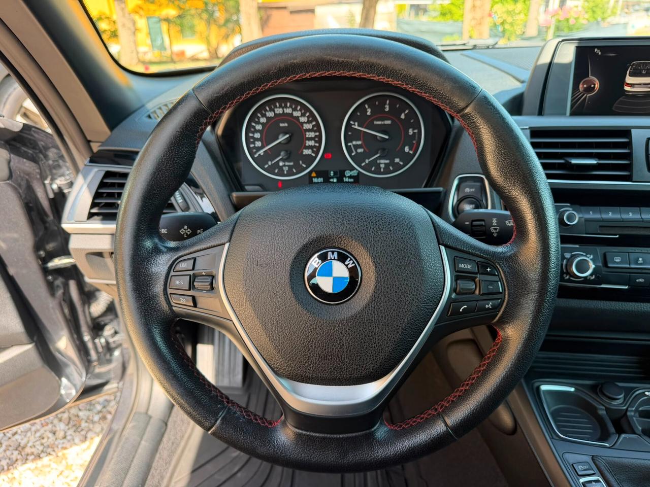 Bmw 218 220d Cabrio Advantage Full Optional