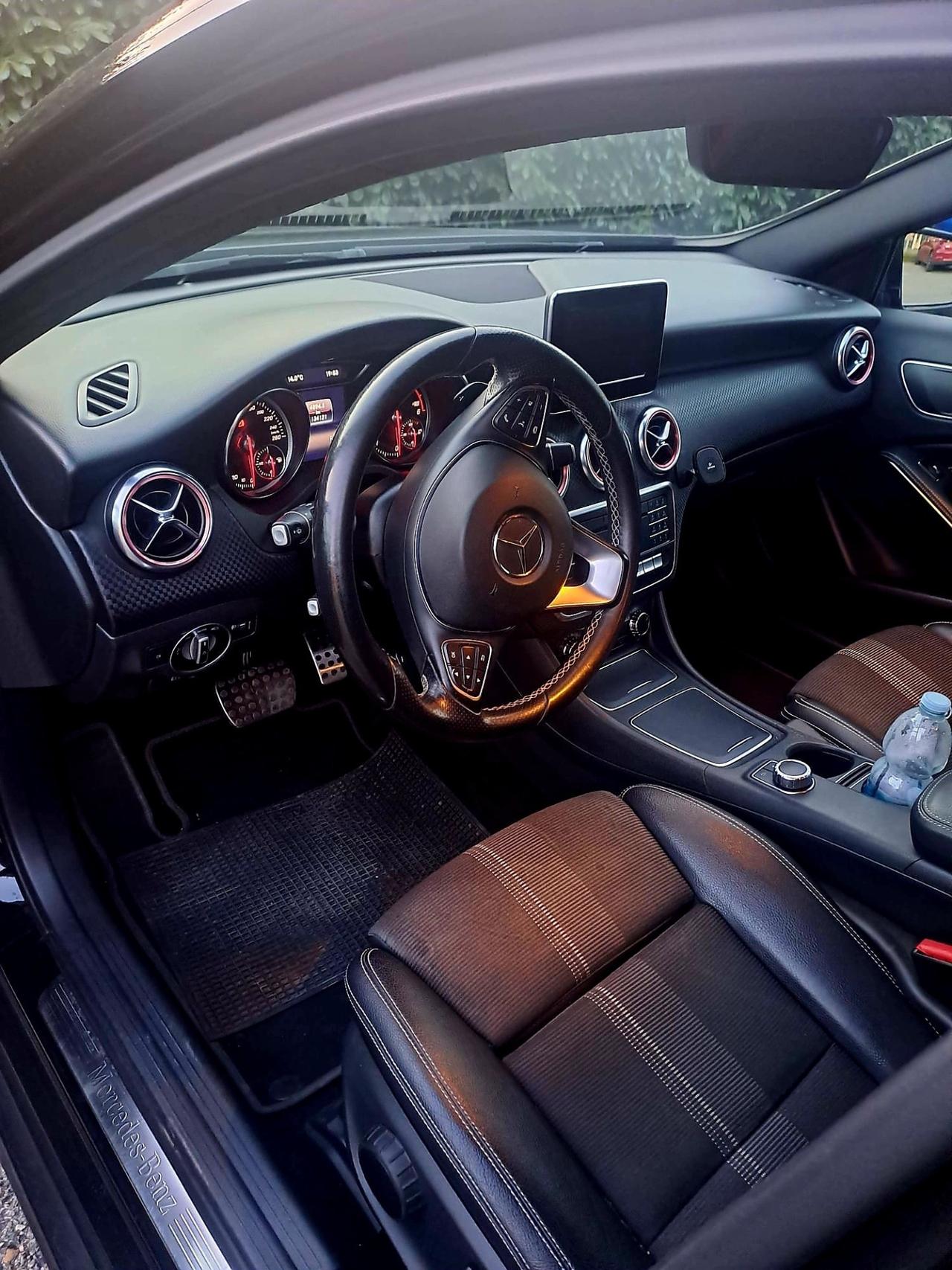Mercedes-benz A180d Automatic – Neopatentati – Garanzia ufficiale 12 Mesi