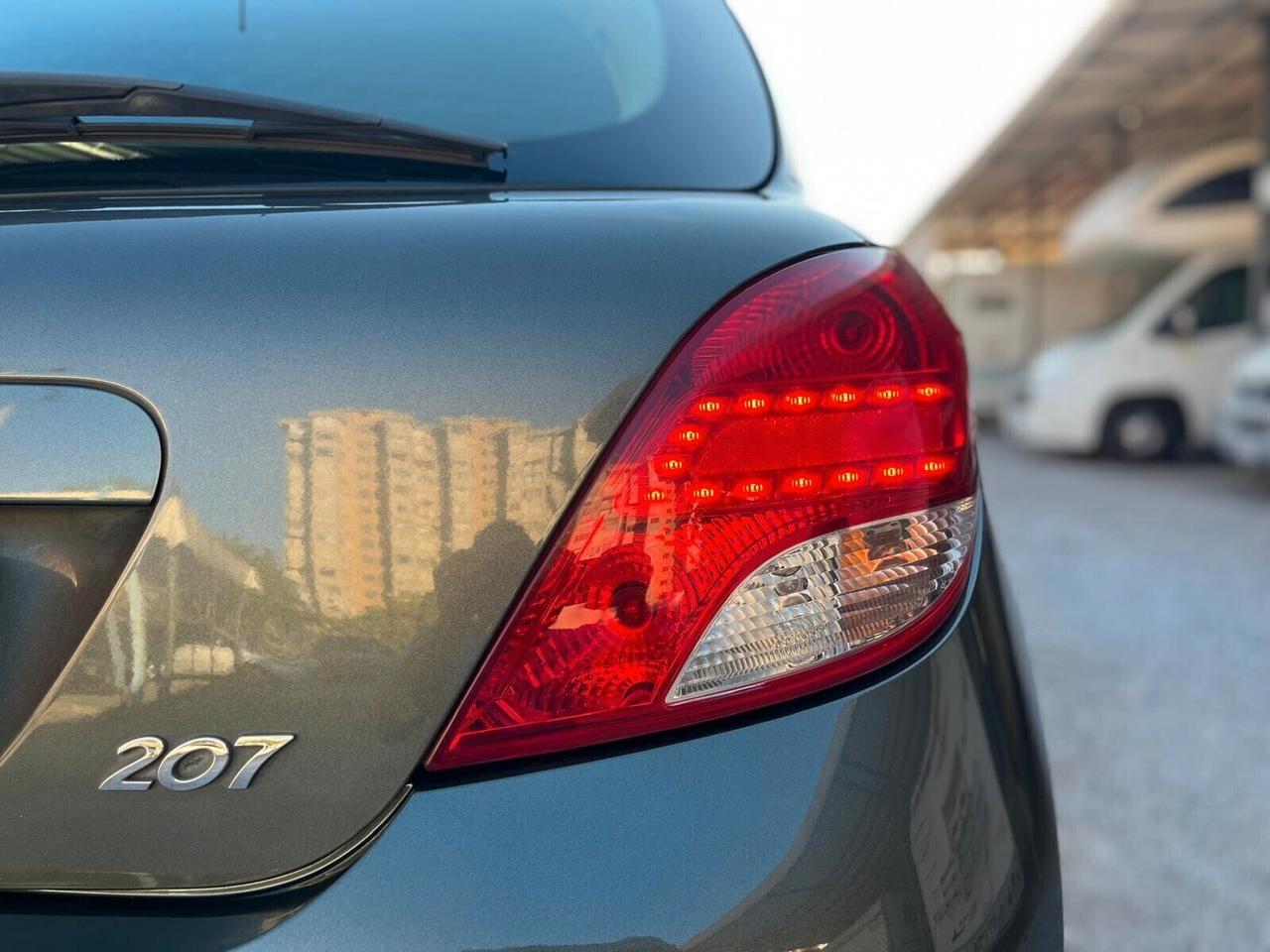 Peugeot 207 2010 Premium Sport 1.6 HDi 90CV Euro5