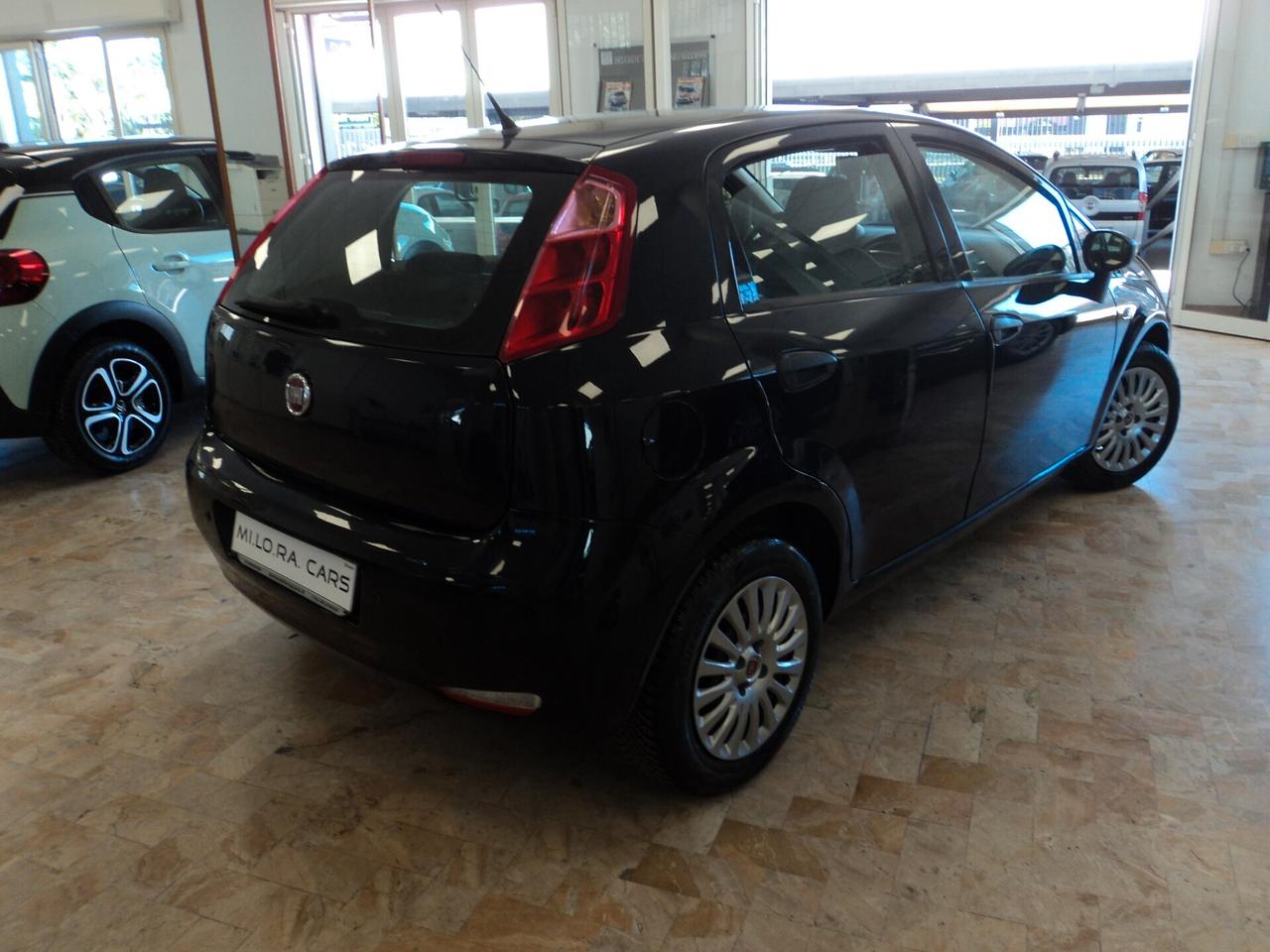 Fiat Punto 1.2 8V 5 porte Street