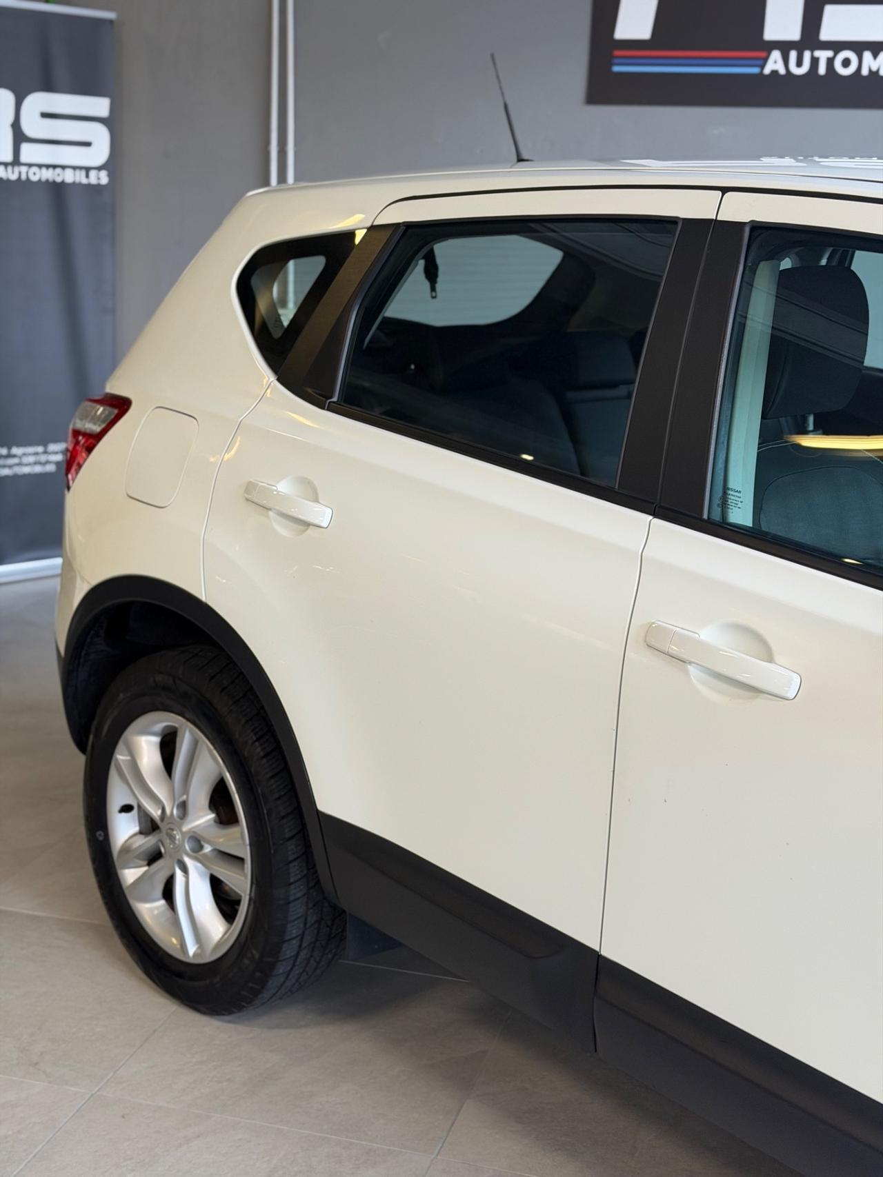 Nissan QASHQAI 2.0 dCi DPF AUTOMATICO 4X4 N-TEC KMCERT