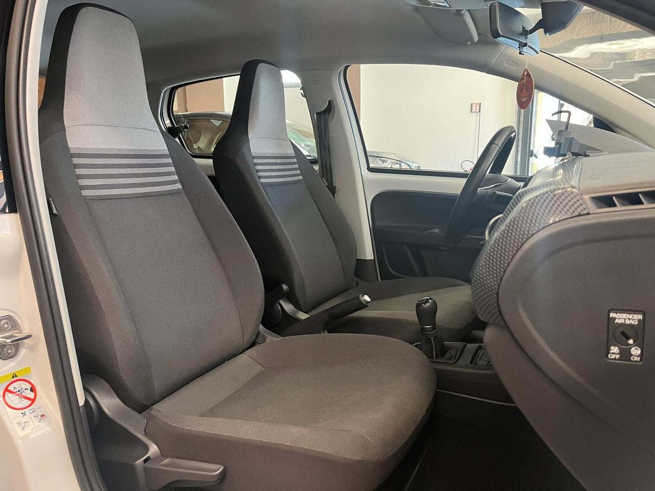 Volkswagen up! 1.0 5p. EVO beats BlueMotion Technology