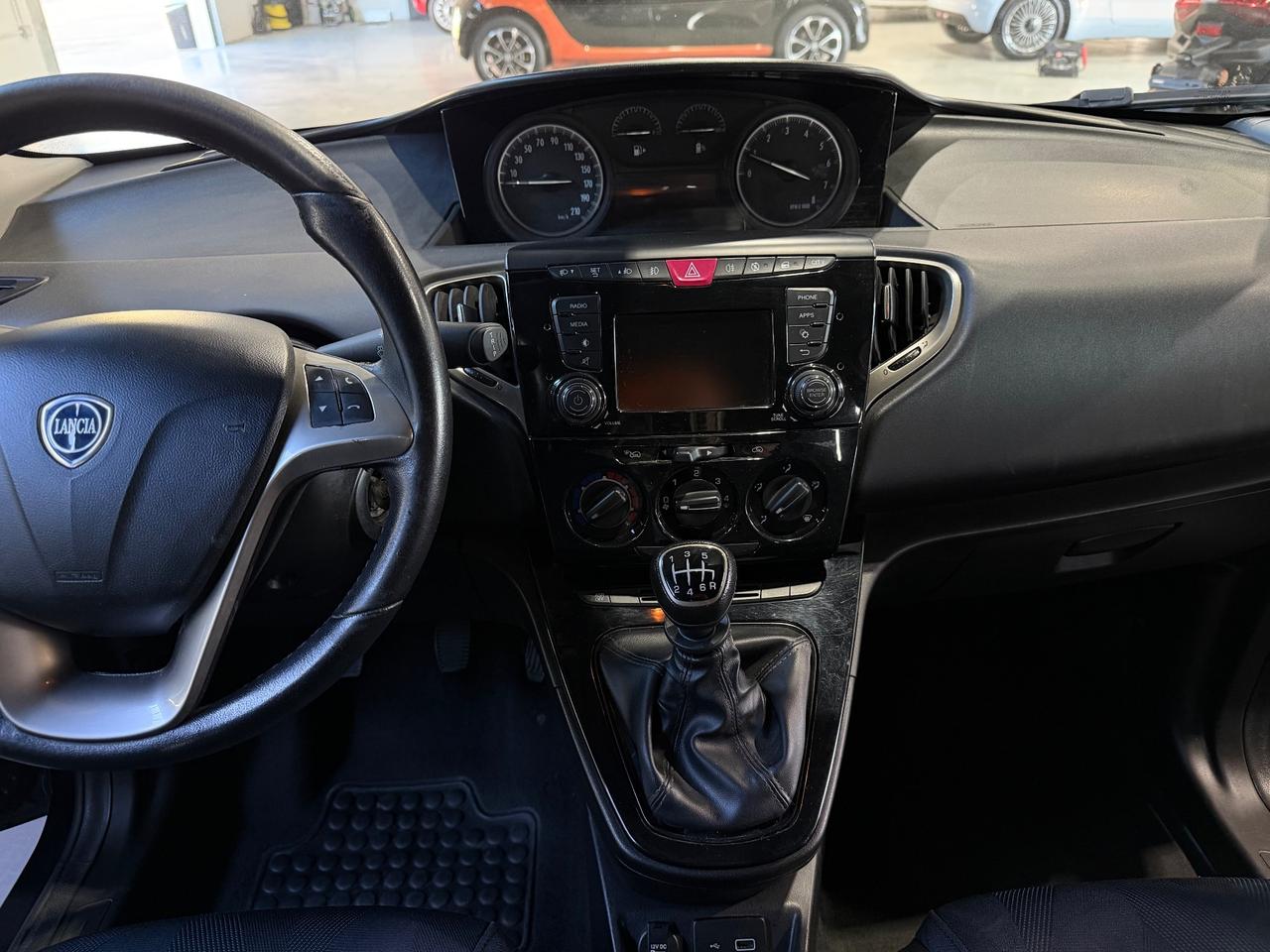 Lancia Ypsilon 1.0 FireFly 5 porte S&S Hybrid Maryne