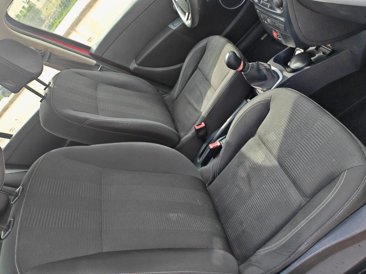 Renault Clio 1.2 16V 5 porte GPL Dynamique