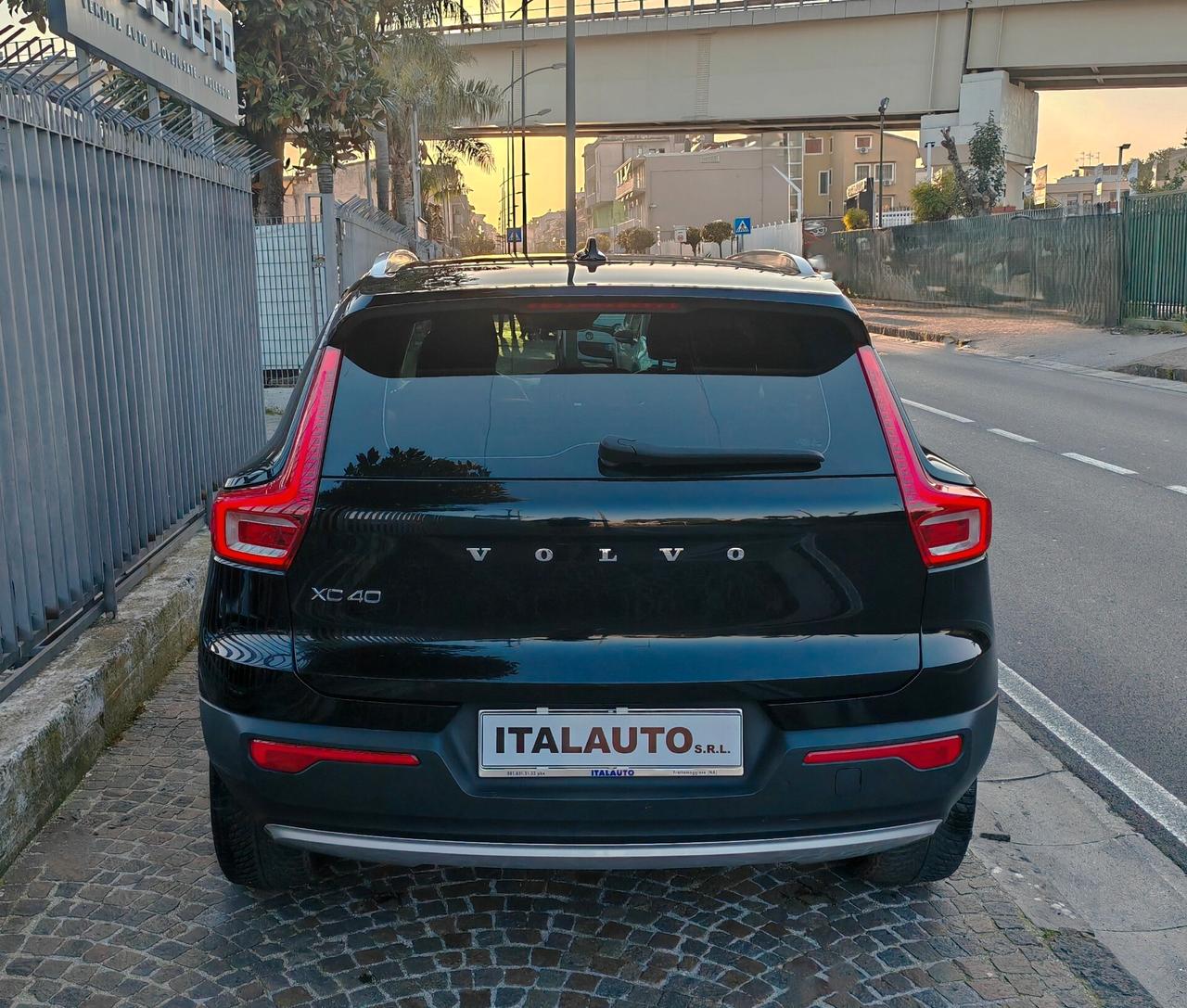 Volvo XC40 T3 Momentum Pro