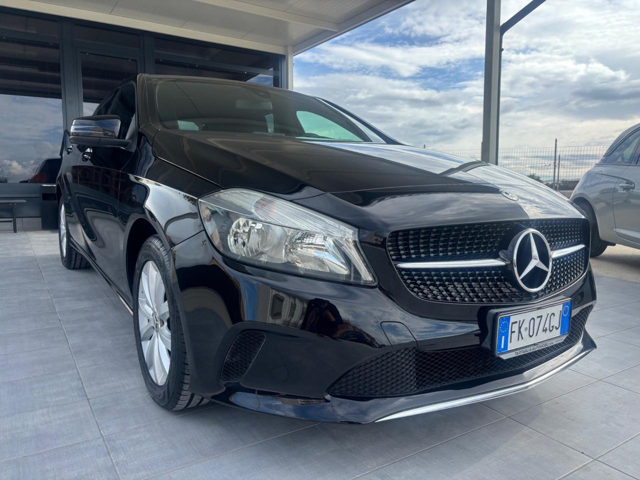 Mercedes-benz A 180 d Premium