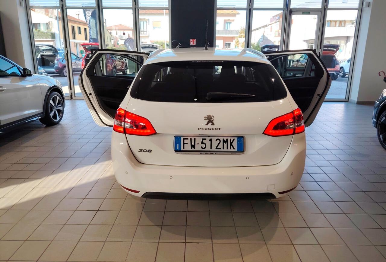 Peugeot 308 1.2 PureTech Turbo 130 S&S SW Allure