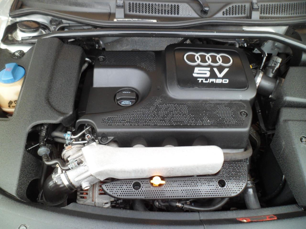 Audi TT Coupé 1.8 T 20V 179 CV cat full 99