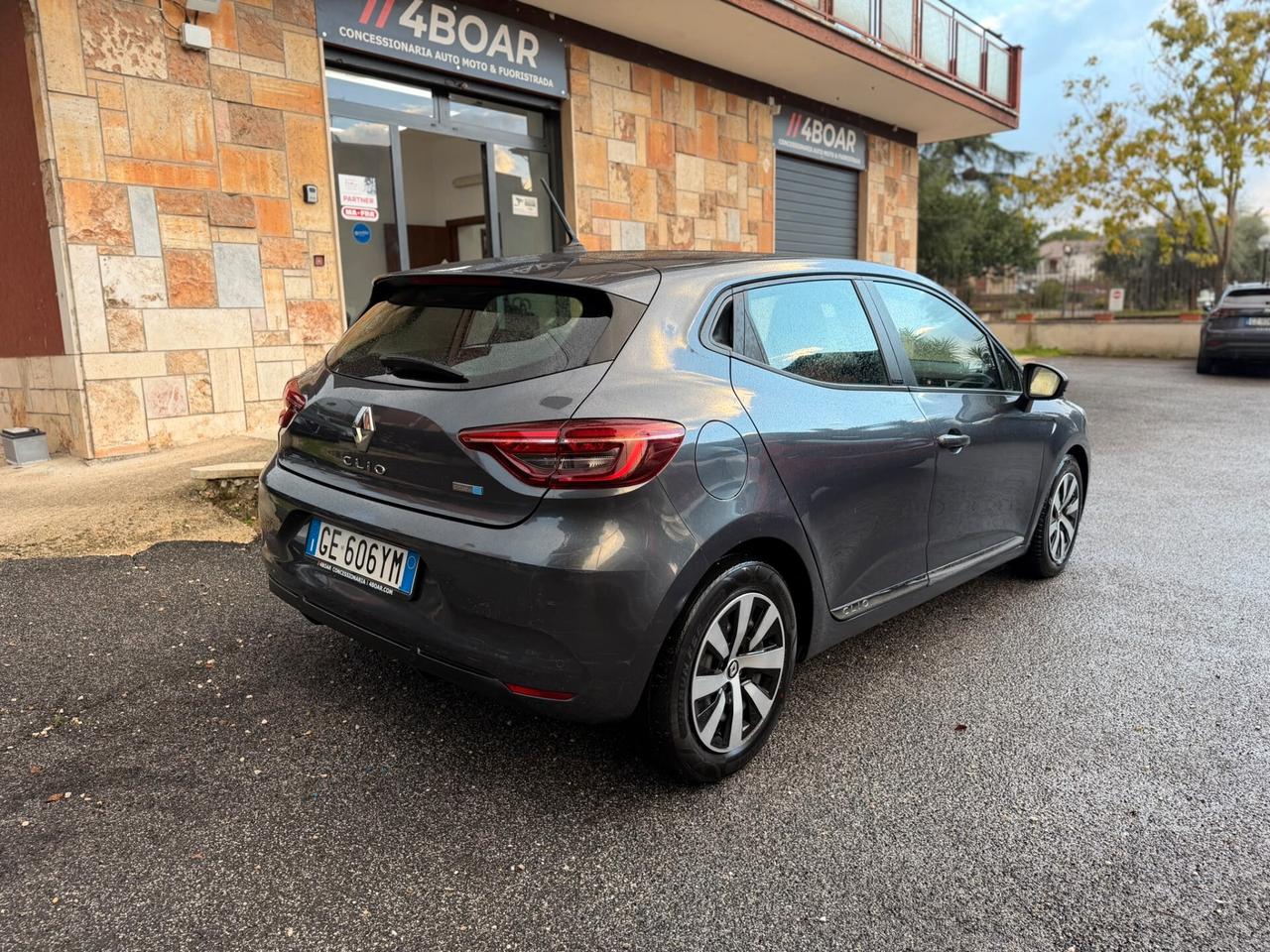Renault Clio Full Hybrid E-Tech 140 CV 5 porte