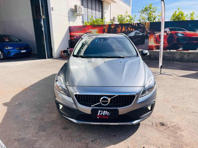 VOLVO V40 Cross Country D2 Business