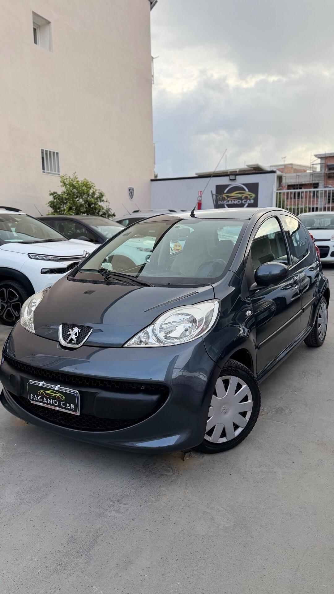 Peugeot 107 1.0 68CV 5p. Sweet Years AUTOMATICA