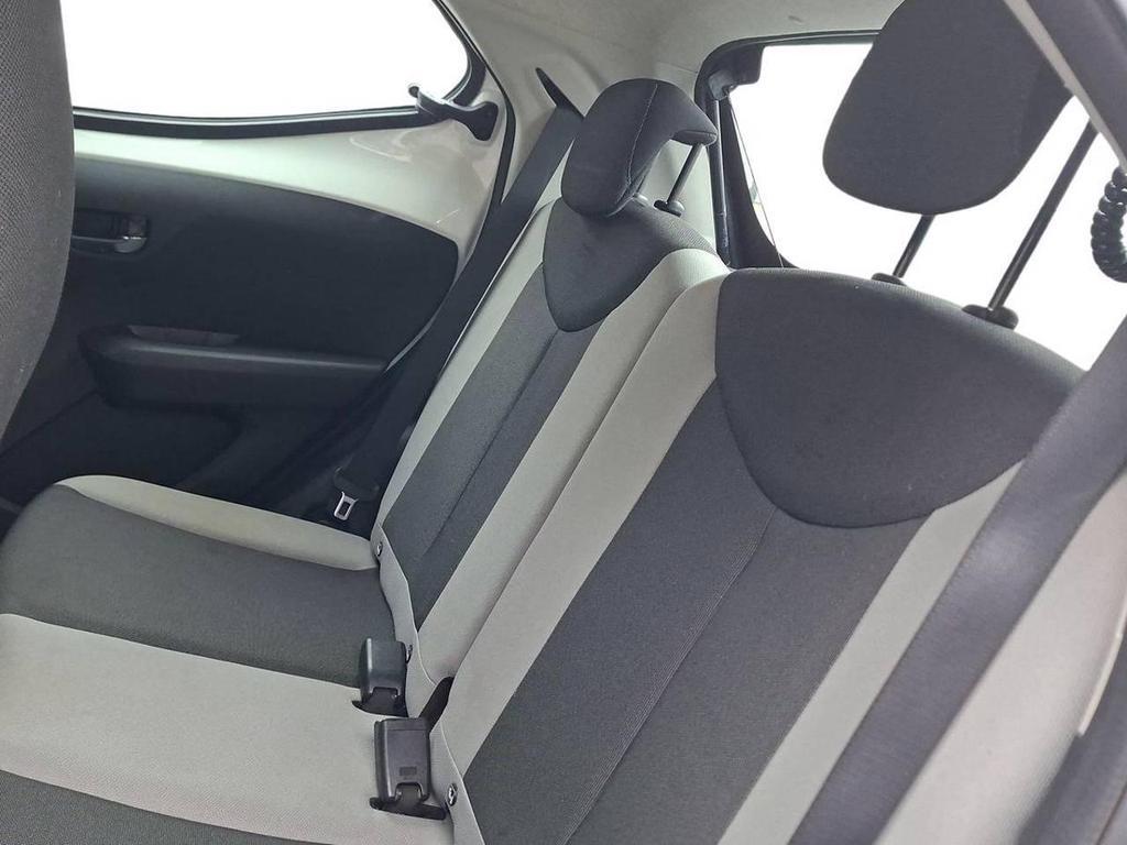 Toyota Aygo 5 Porte 1.0 VVT-i x-business