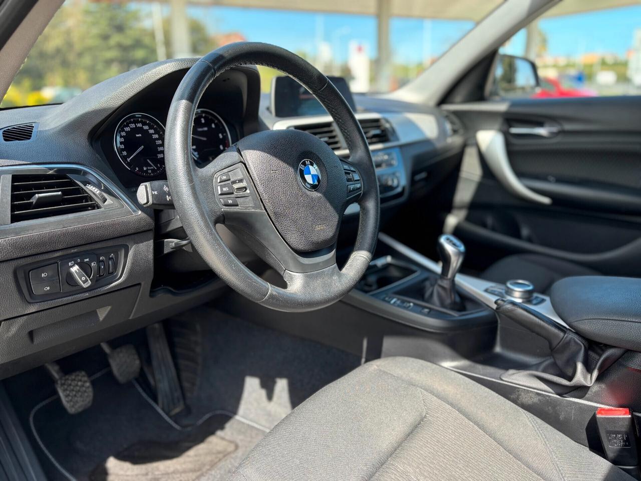 Bmw 120 120d 5p. Urban