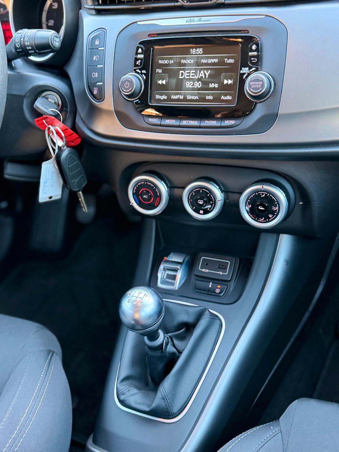 Alfa Romeo Giulietta 1.6 JTDm-2 120 CV Distinctive e6