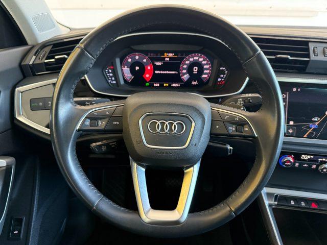 AUDI Q3 40 TDI quattro S tronic Advanced ADAPTIVE CRUISE