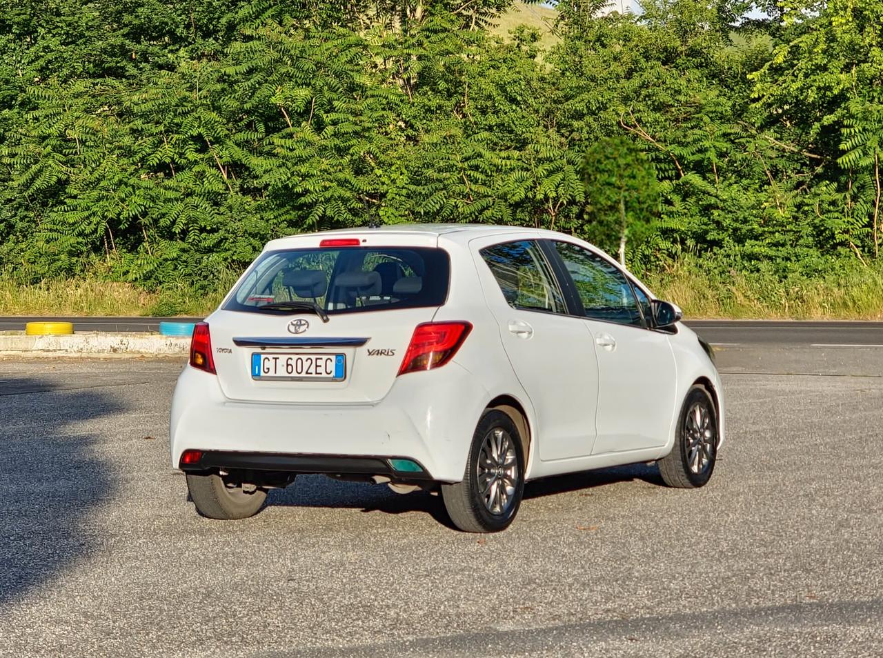 Toyota Yaris 1.0 5 porte 2016-E6 Manuale NEO