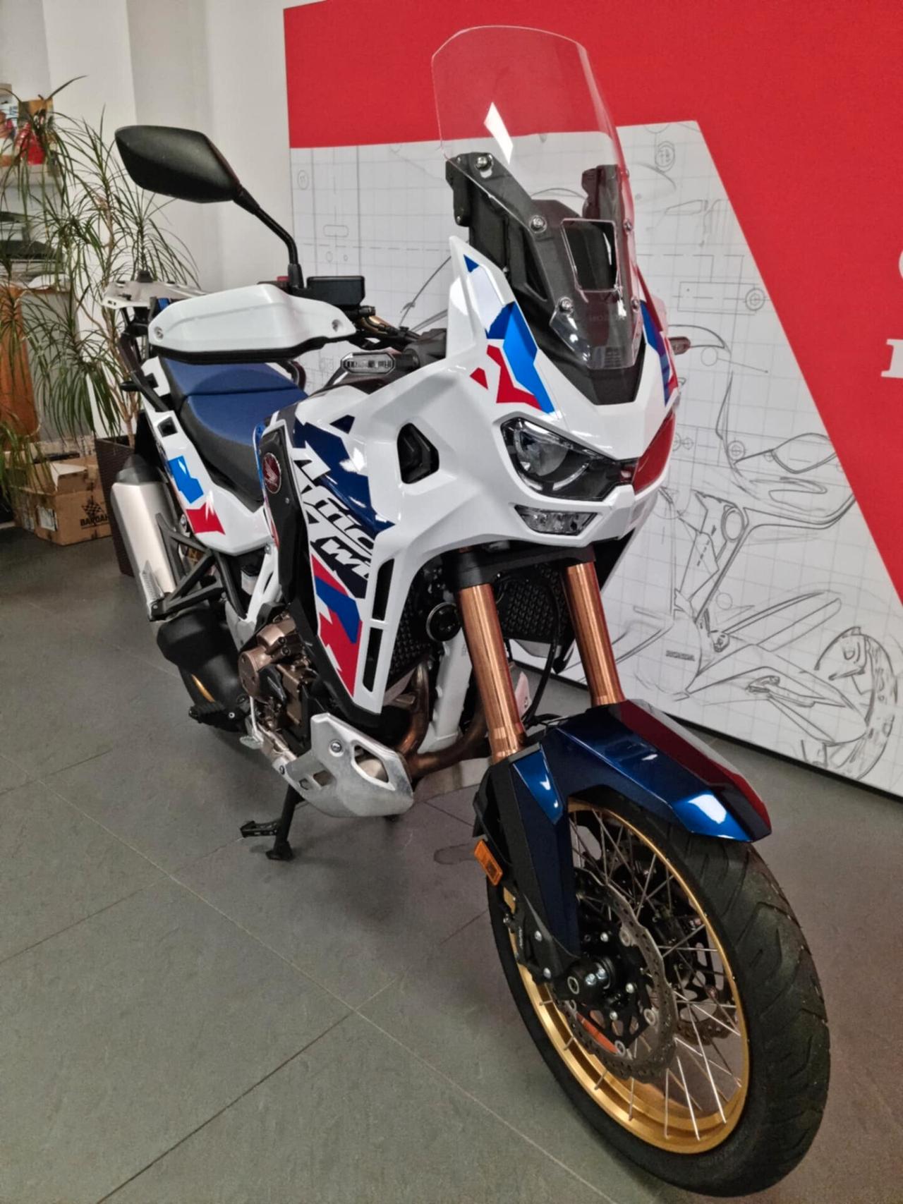 Honda CRF 1100 ADV SPORT DCT- 2024 - 7565 KM