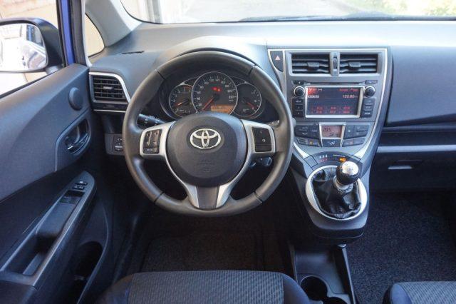 TOYOTA Verso-S 1.4D MT Lounge