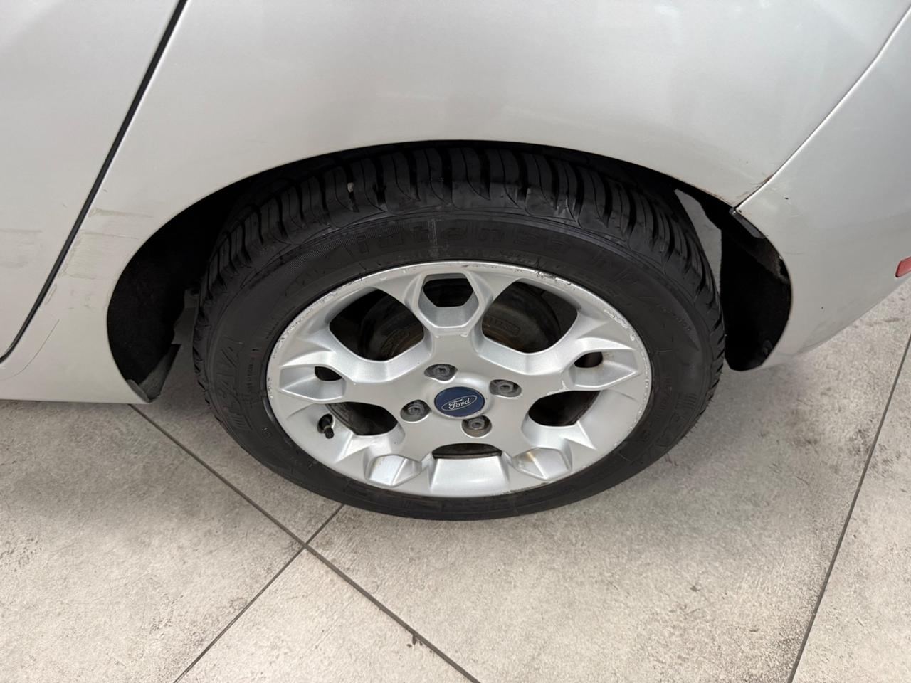 Ford Fiesta 1.2 16V 60CV 5p. Titanium Ok Neopatentati