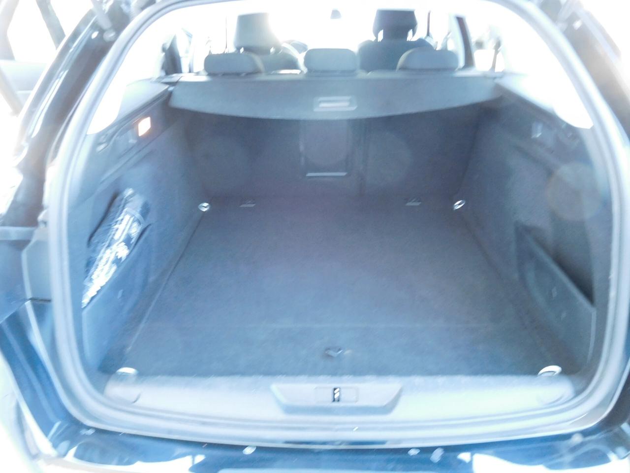 Peugeot 308 BlueHDi 130 S&S SW Allure