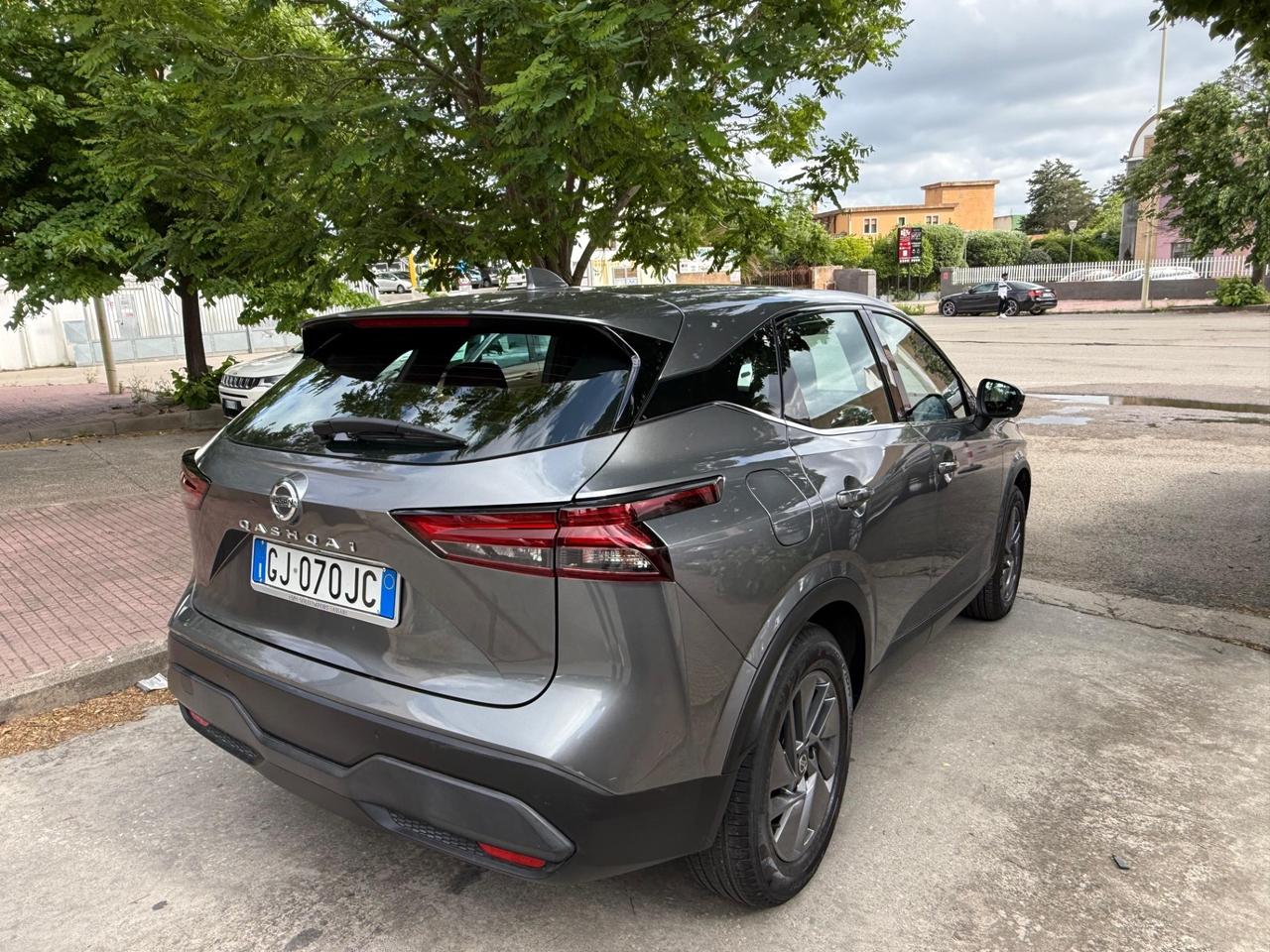 Nissan Qashqai KM 40.000! HYBRID