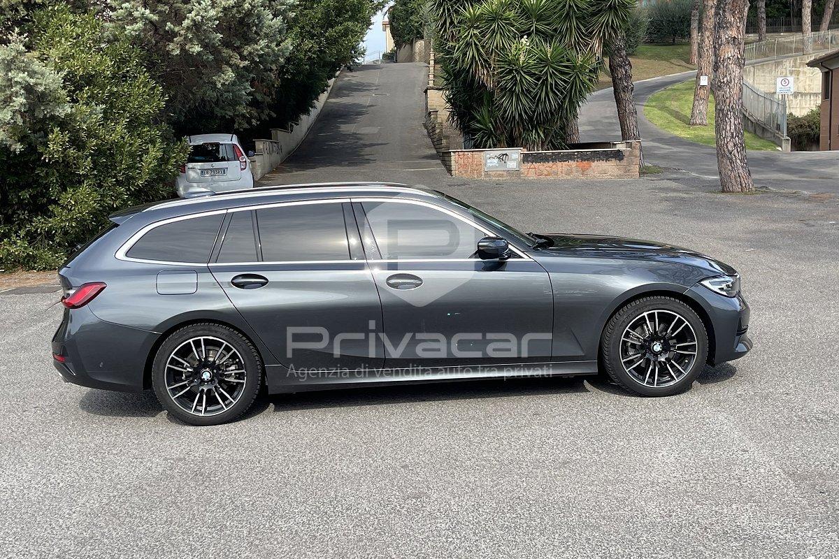 BMW 320i Touring Sport