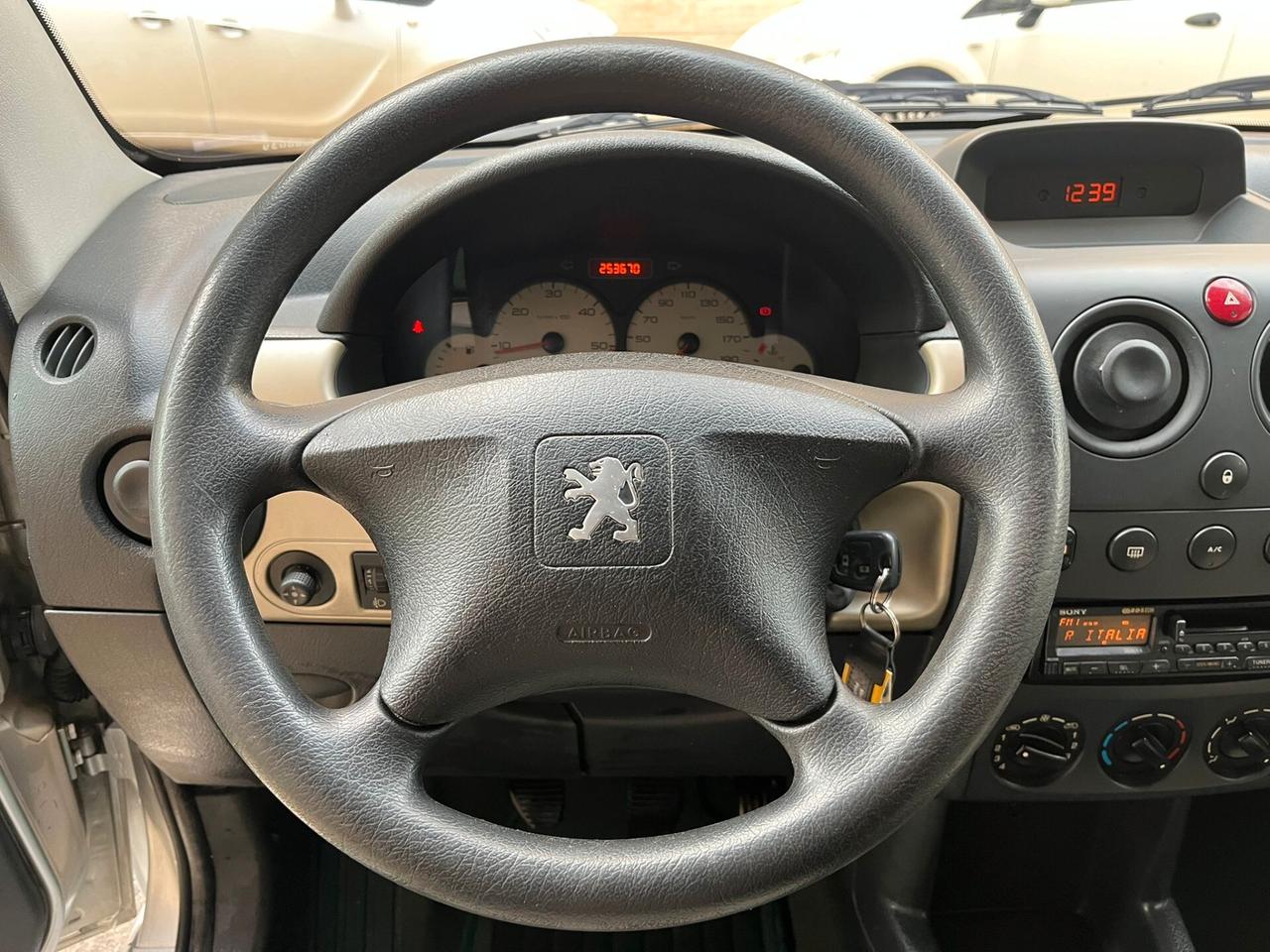 Peugeot Ranch 2.0 HDi - PERFETTO - 2004