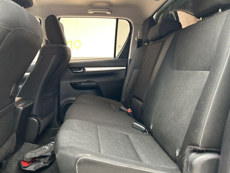 Toyota Hilux 2.4 d-4d double cab Lounge 4wd