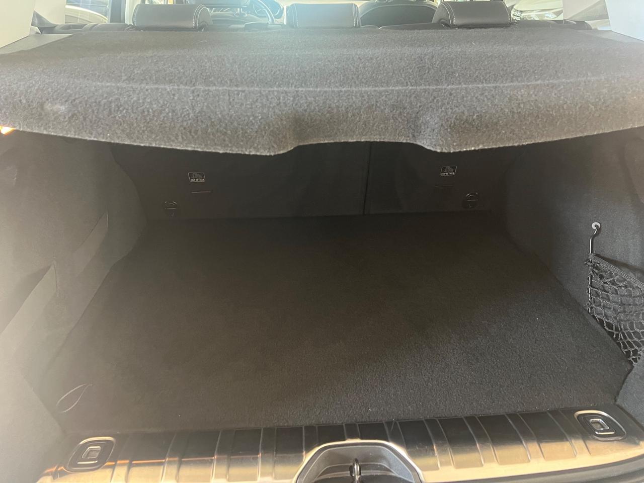 Peugeot 2008 PureTech Turbo 110 S&S Black Matt