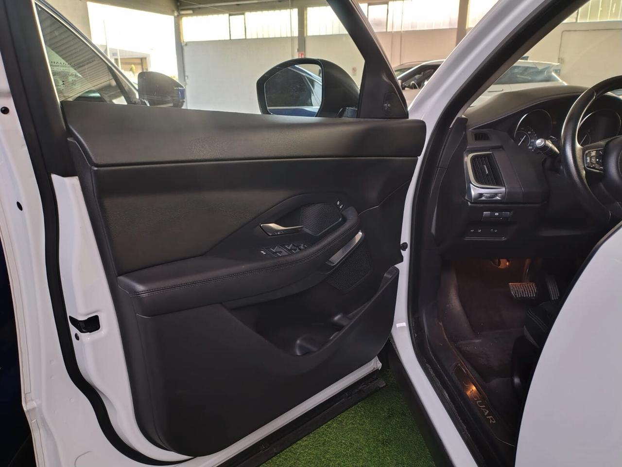 Jaguar E-Pace 2.0D 150 CV AWD