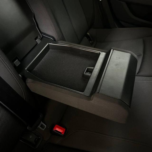 AUDI A6 Avant 40 2.0 TDI S tronic Business Sport TETTO