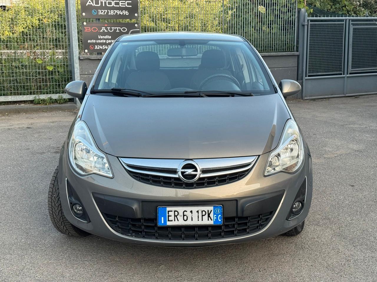 Opel Corsa 1.2 85CV 5 porte GPL-TECH Edition
