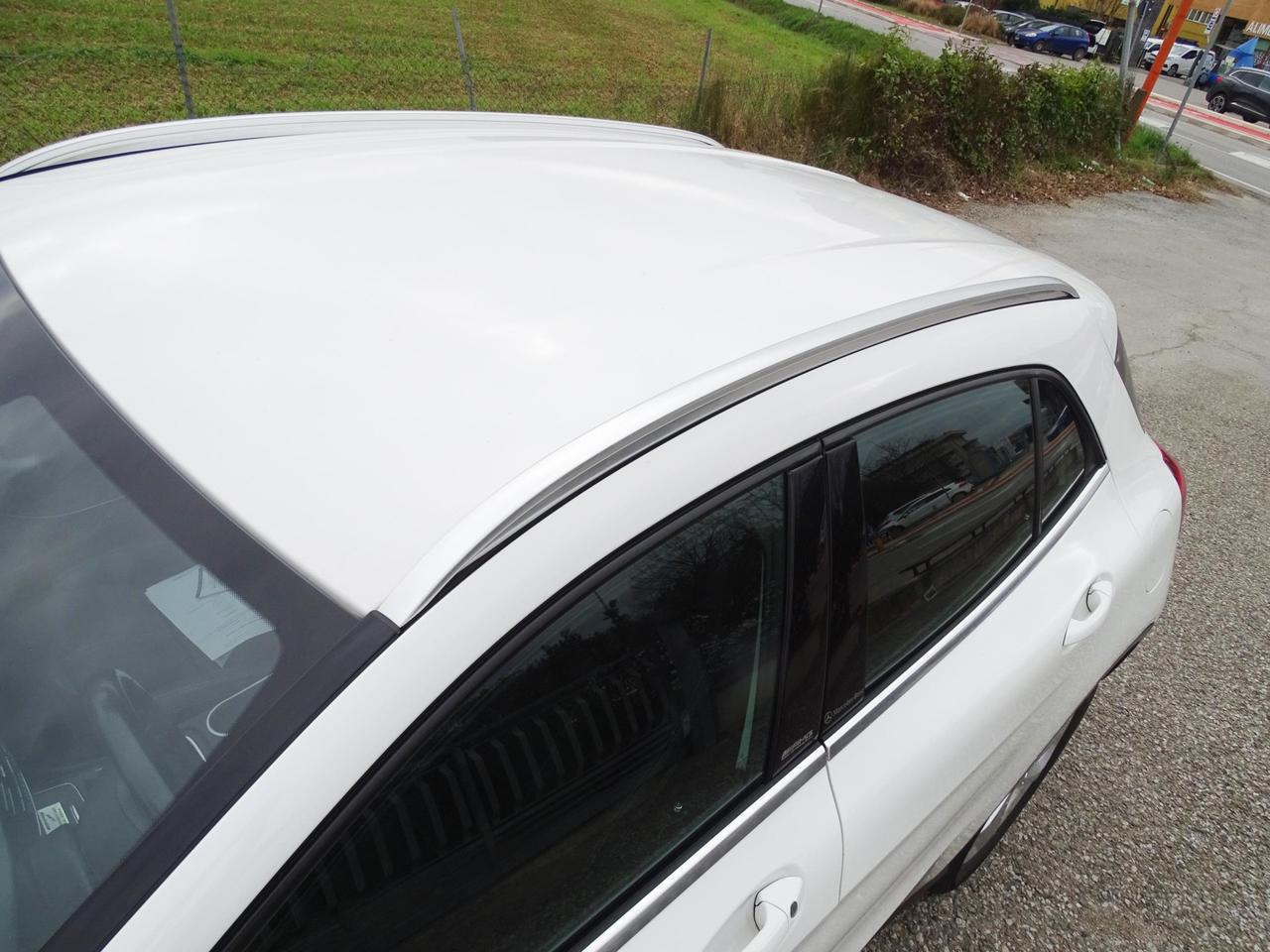 Mercedes-Benz GLA 180 Sport PACCHETTO AMG SPECIAL EDITION