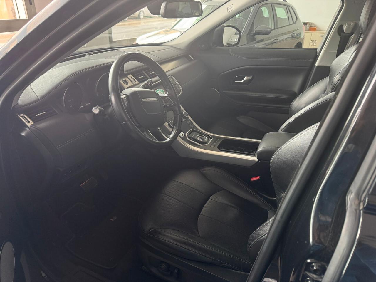 Land Rover Range Evoque 2.0 TD4 180 CV 5p. Autobiography