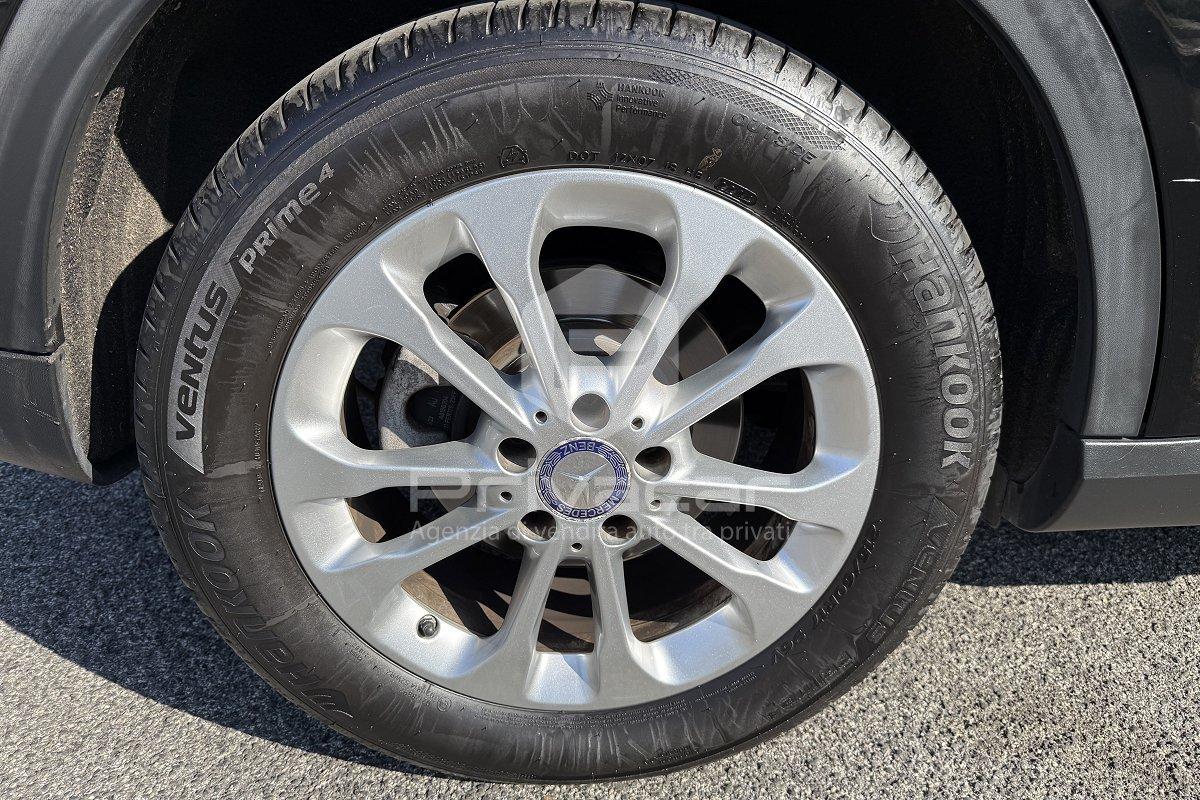 MERCEDES GLA 180 Business
