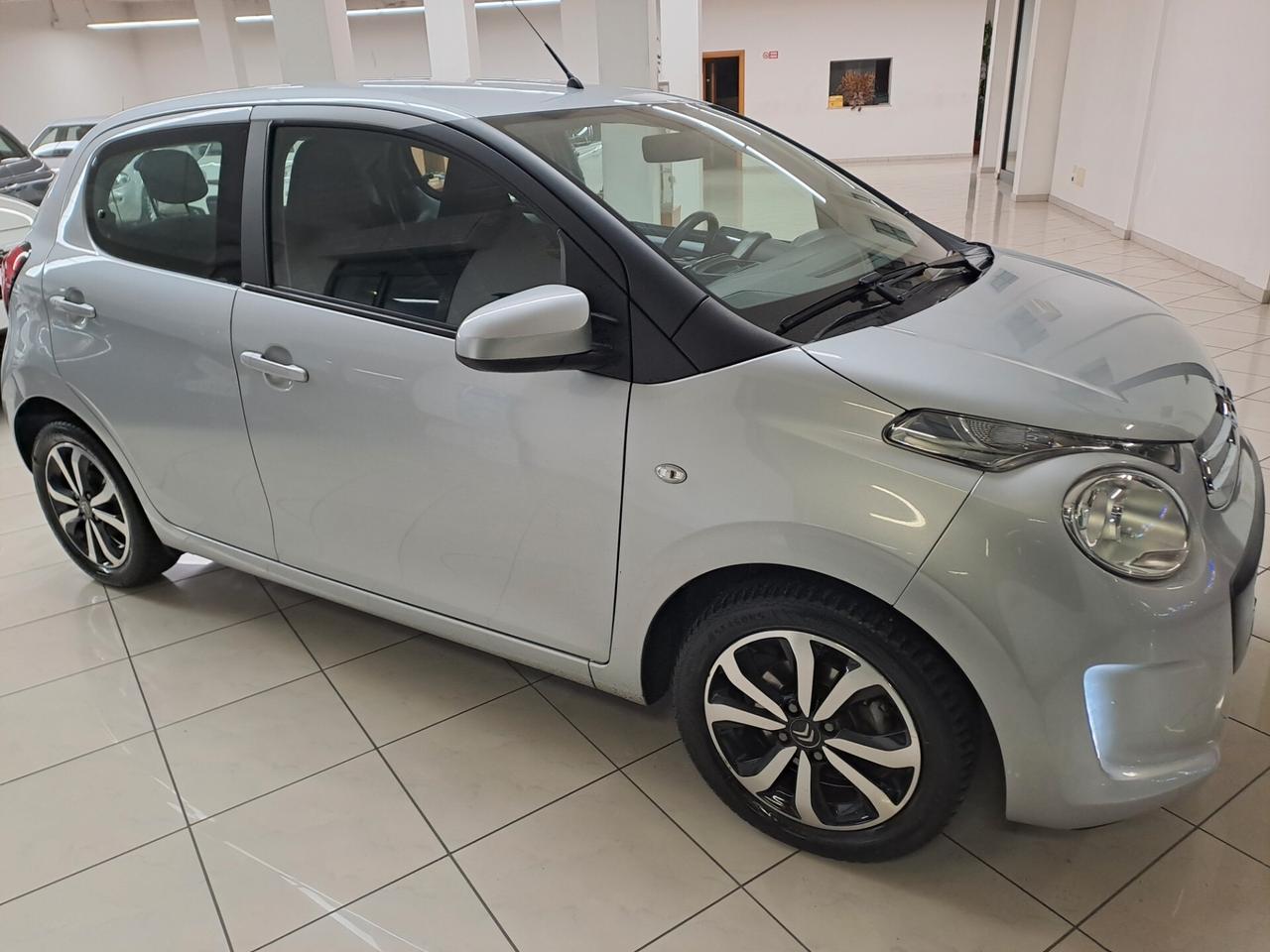 Citroen C1 VTi 72 S&S 5 porte Shine