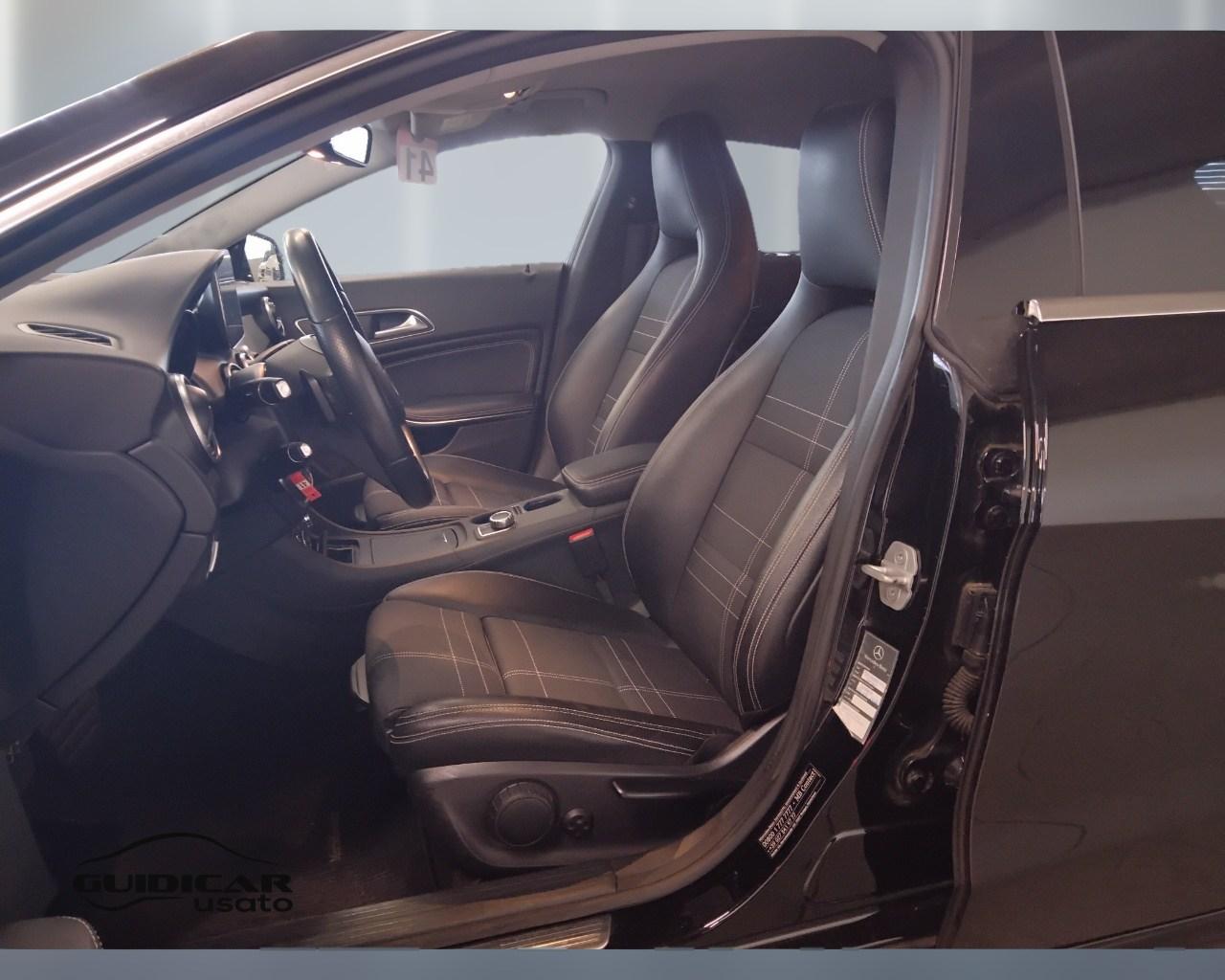 Mercedes-Benz CLA Shooting Brake - X117 - CLA Shooting Brake 220 d Sport Night auto
