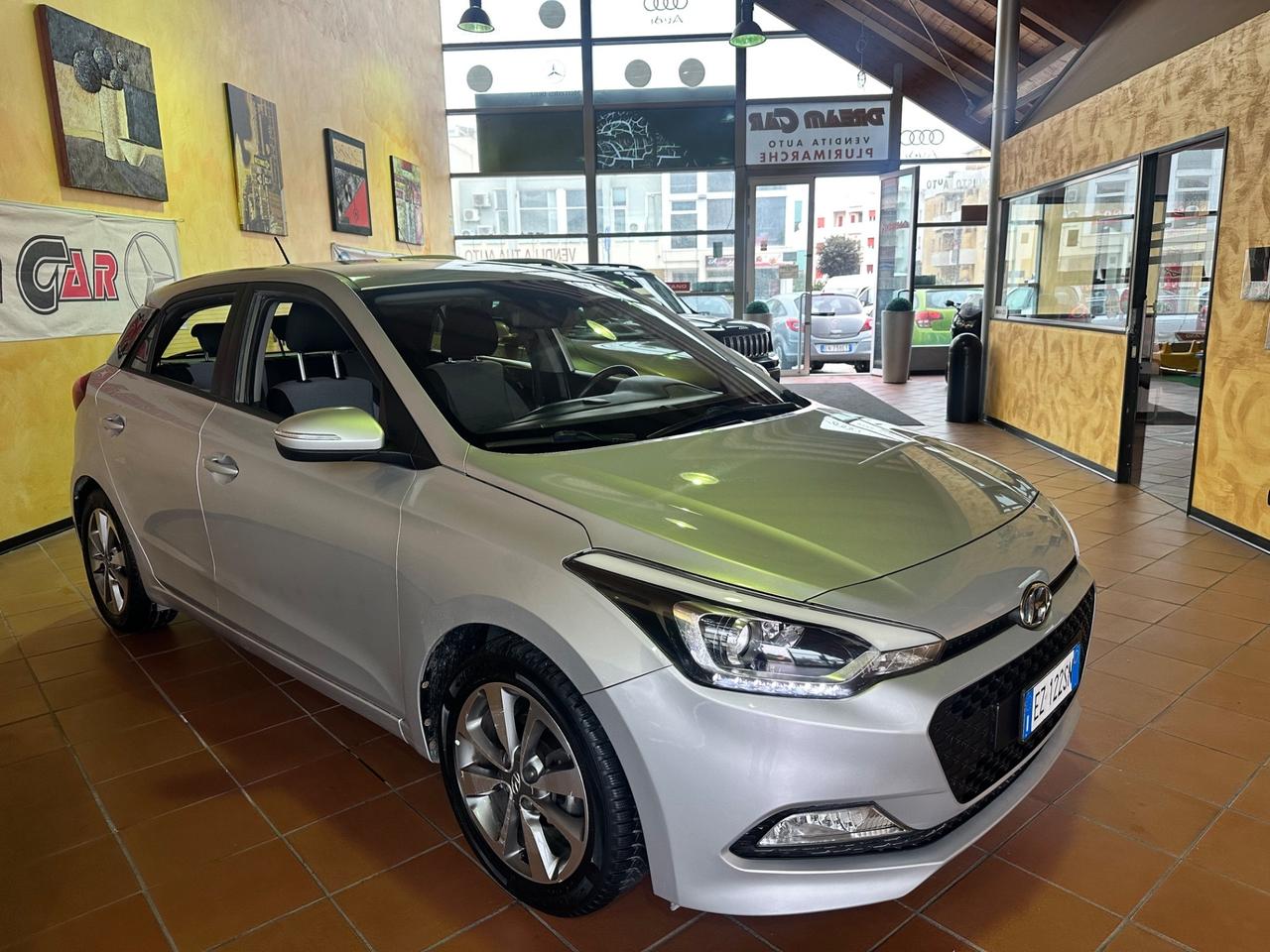Hyundai i20 1.2 84 CV 5 porte Econext GPL