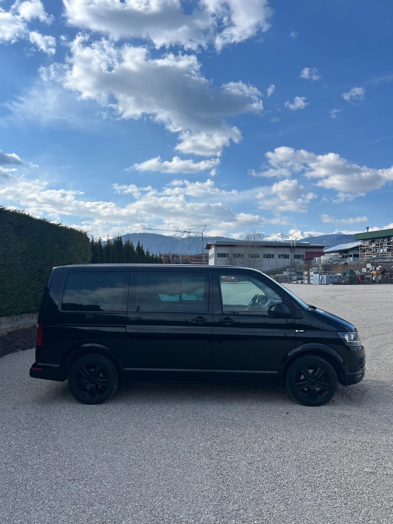 Volkswagen Caravelle 2.0 TDI 150CV DSG PC Comfortline
