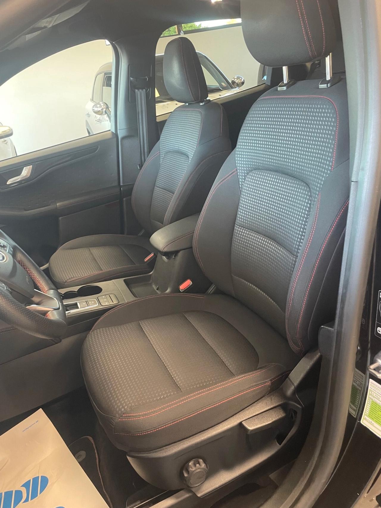 Ford Kuga 1.5 EcoBlue 120 CV aut. 2WD ST-Line