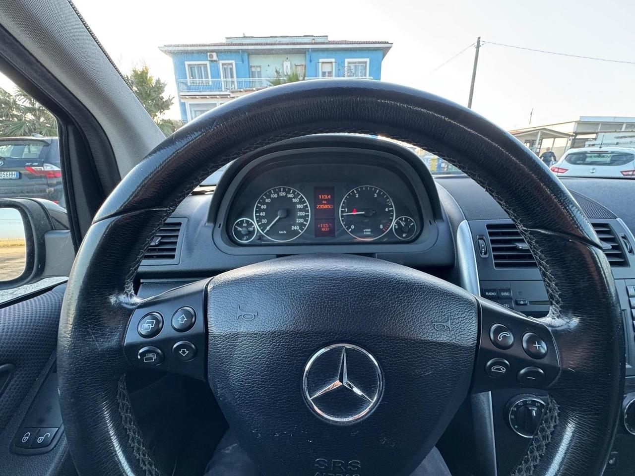 Mercedes-benz A 160 A 180 CDI Elegance Neo P