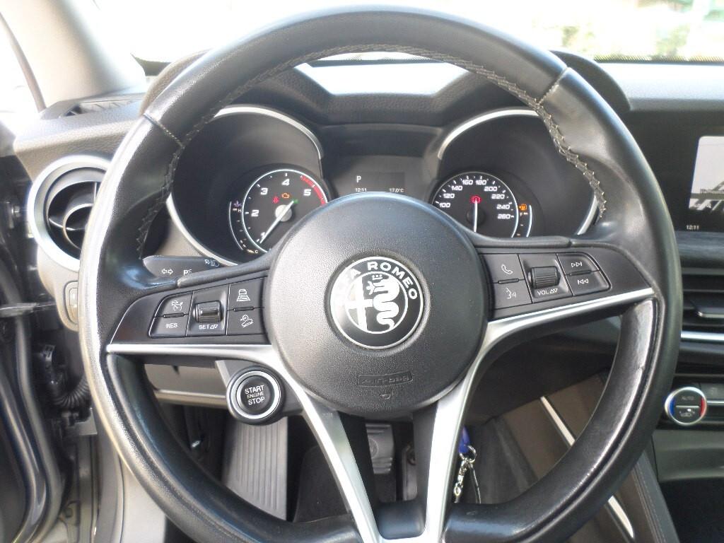 Alfa Romeo Stelvio 2.2 Turbodiesel 160 CV AT8 RWD Business