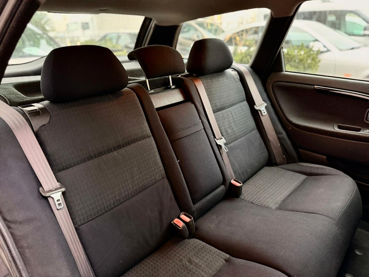 Volvo V40 1.9 D (116 CV) cat Class