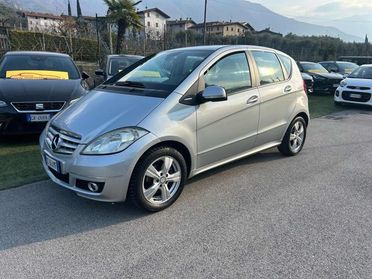 MERCEDES-BENZ A 170 BlueEFFICIENCY Avantgarde