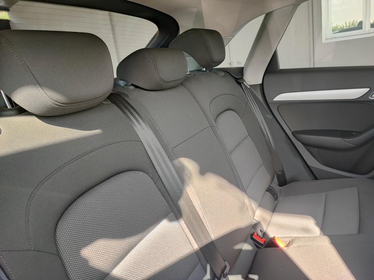 Audi Q3 2.0 TDI 150 CV quattro S tronic Sport